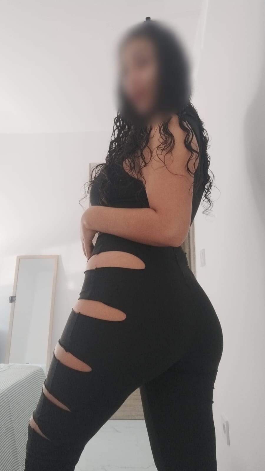670345615 | MELANY | Chica