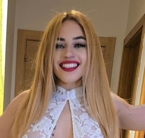 689462372 | CHANELL | Chica
