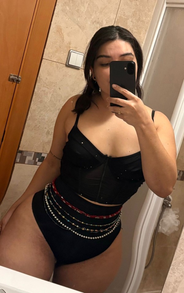 641685215 | DANIELA | Chica