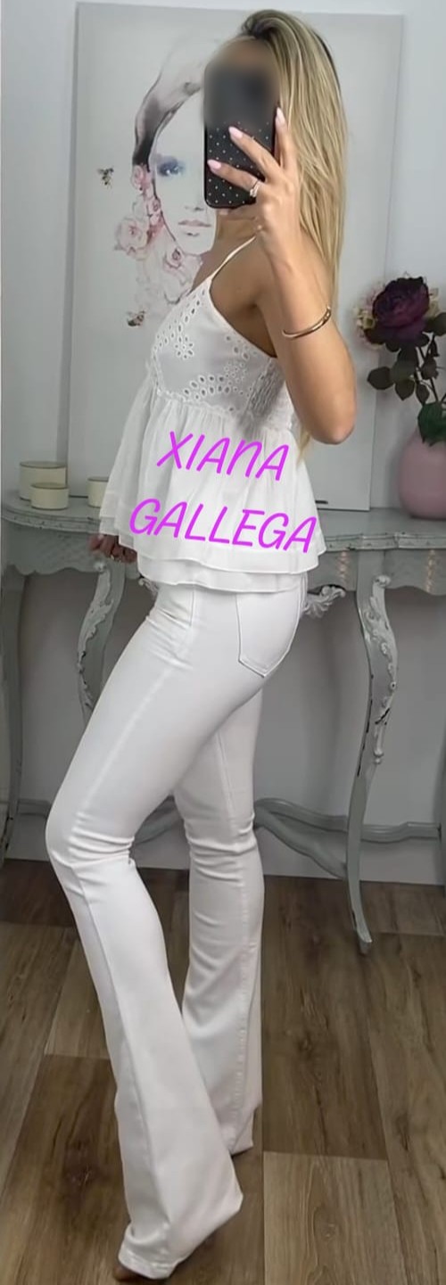 622440229 | XIANA | Chica