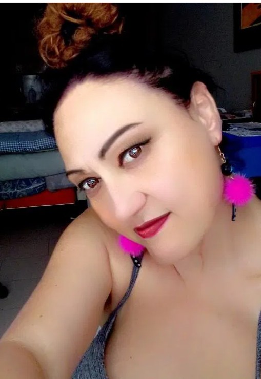 632565484 | Yoana | Chica