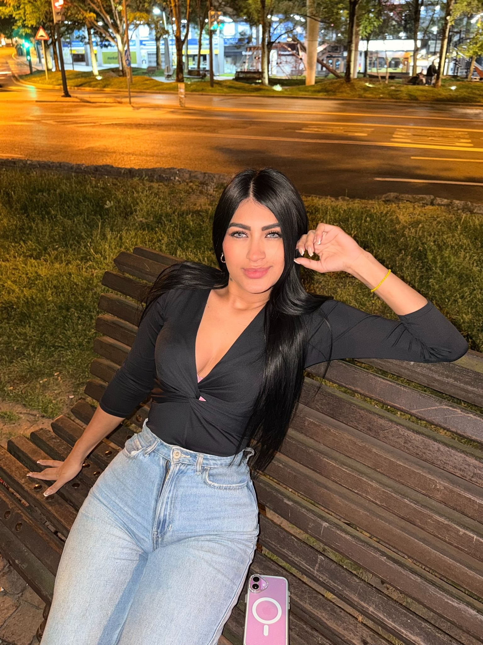 604228927 | KORAL | Chica
