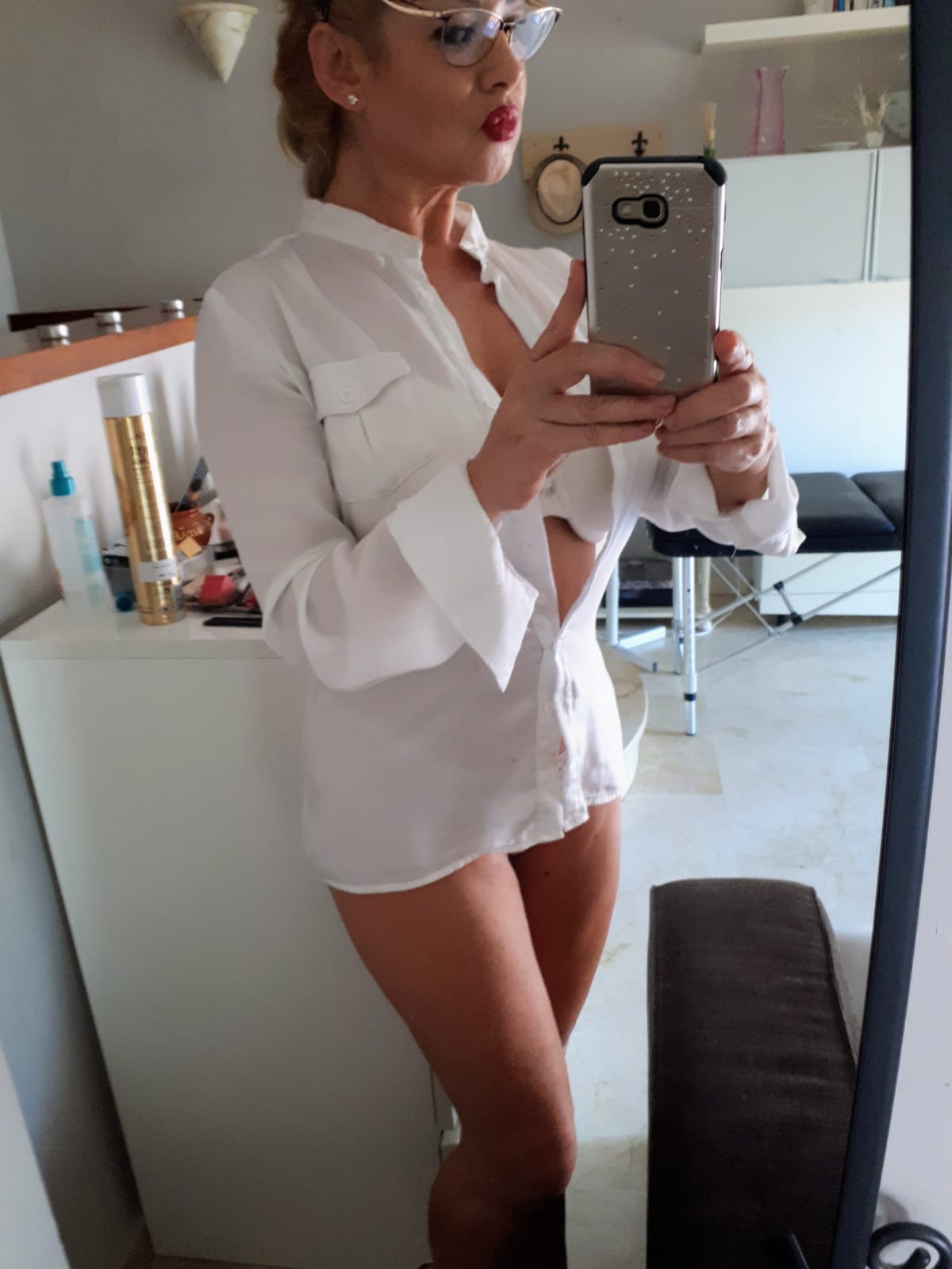 613915015 | EVA | Chica