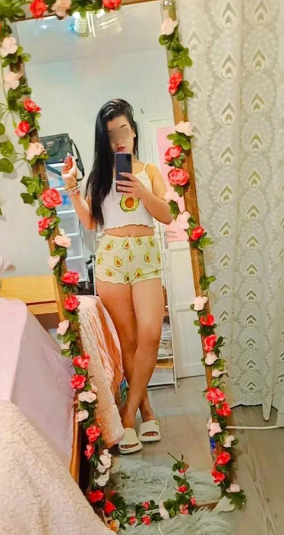 613786429 | SARA | Chica