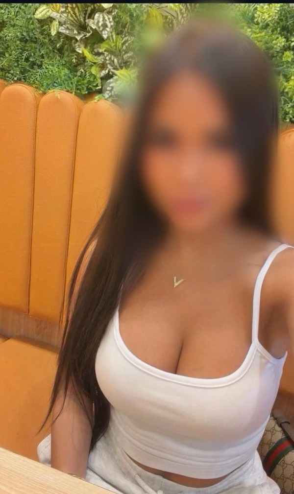 613491876 | LAURA | Chica