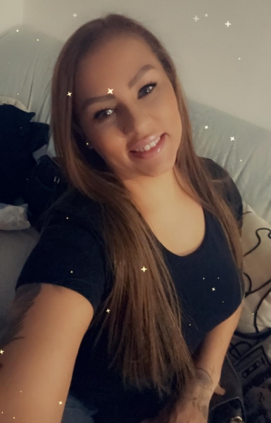 603937446 | ESMERALDA | Chica