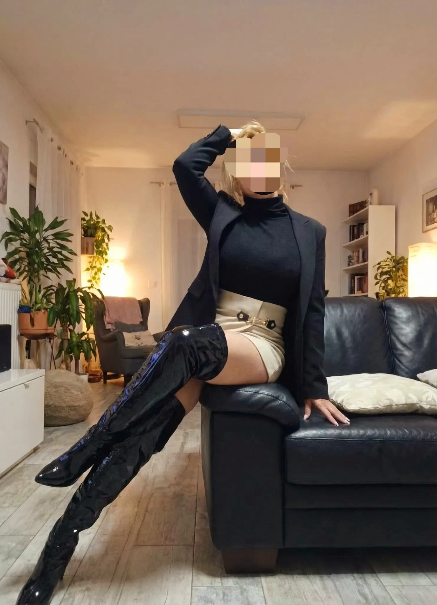652039555 | AMANDA | Chica