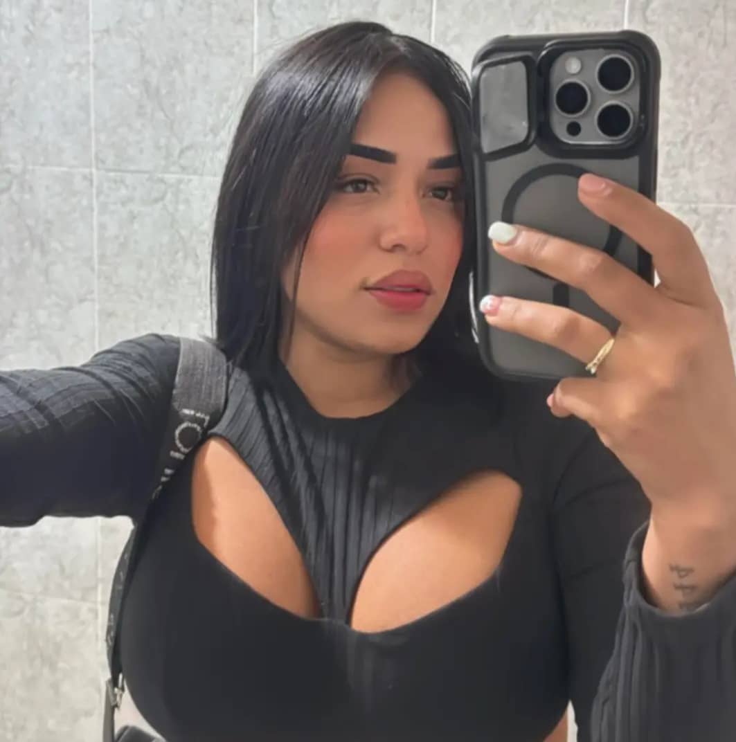 602843863 | ISABELLA | Chica