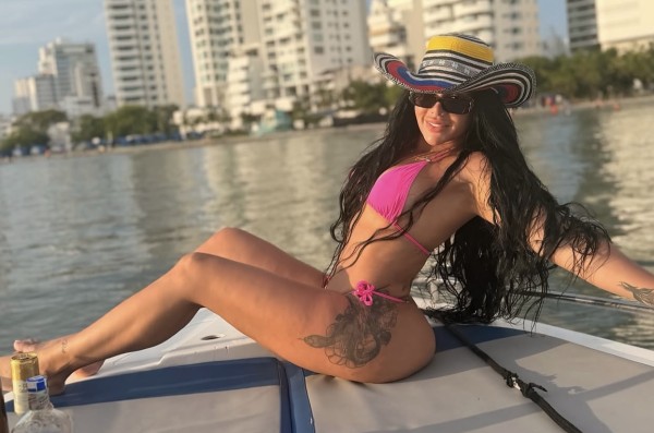 632588815 | MYCHI | Chica
