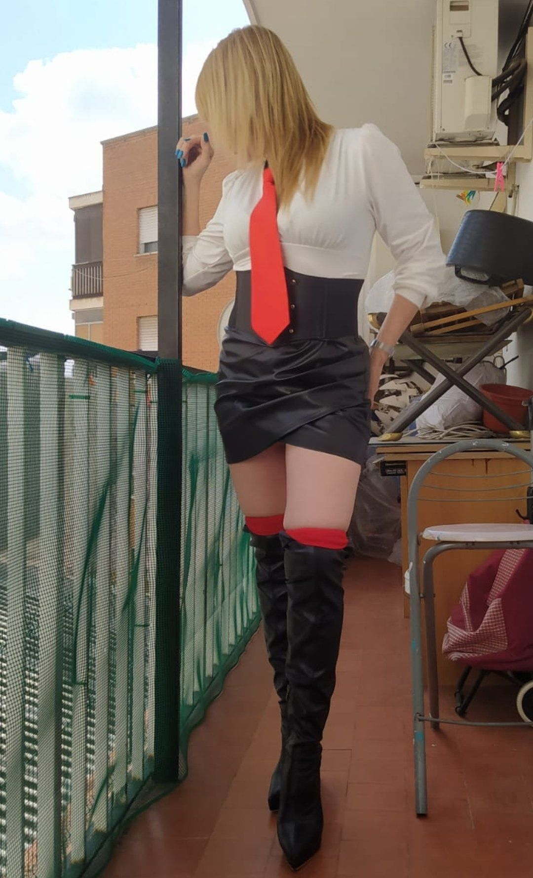 625089152 | Liliana | Chica