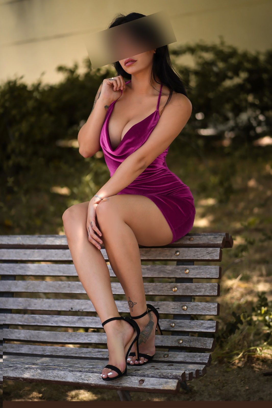 670849719 | KIM | Chica