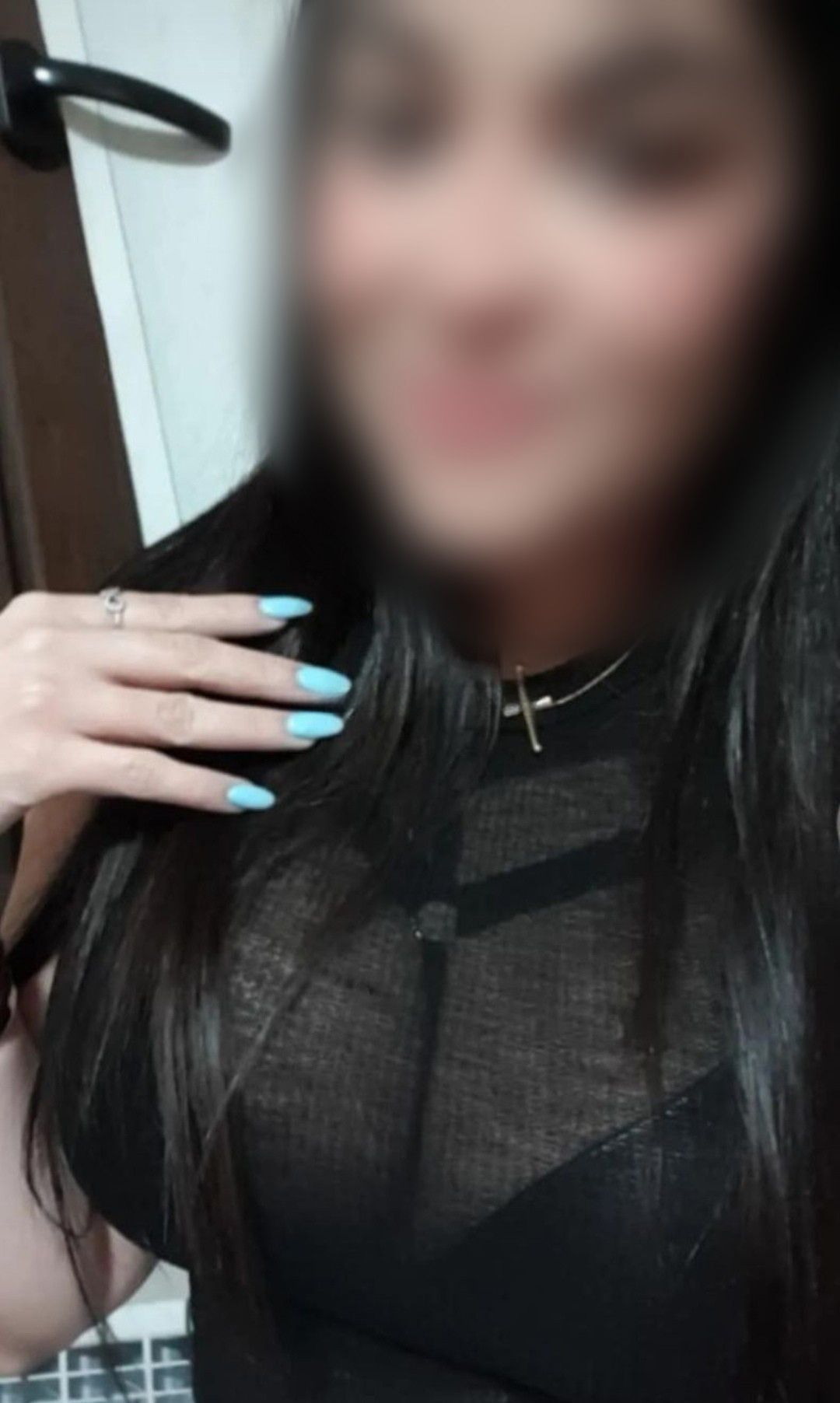 675999504 | CAROLINA | Chica