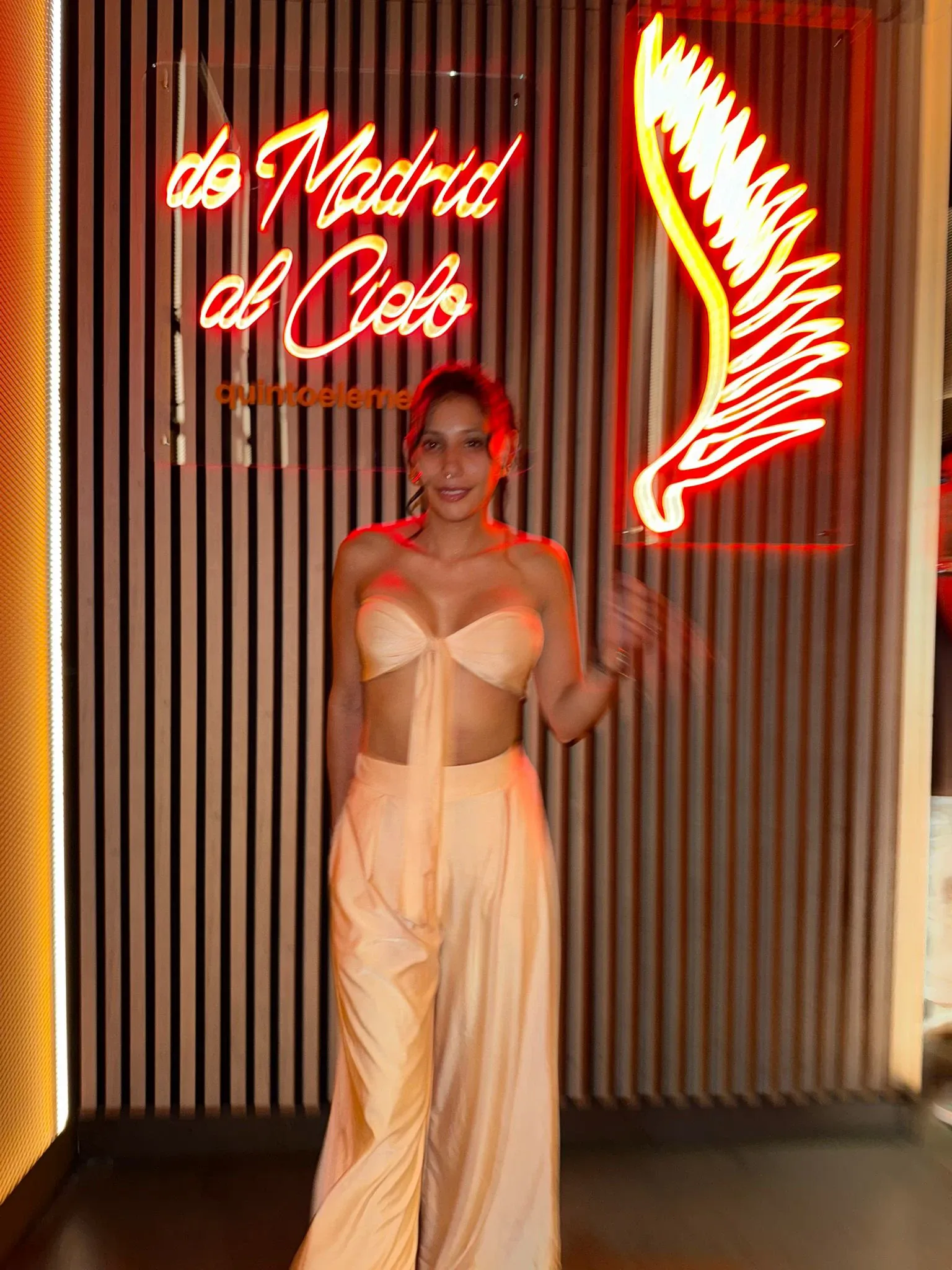 642162373 | LAURA | Chica