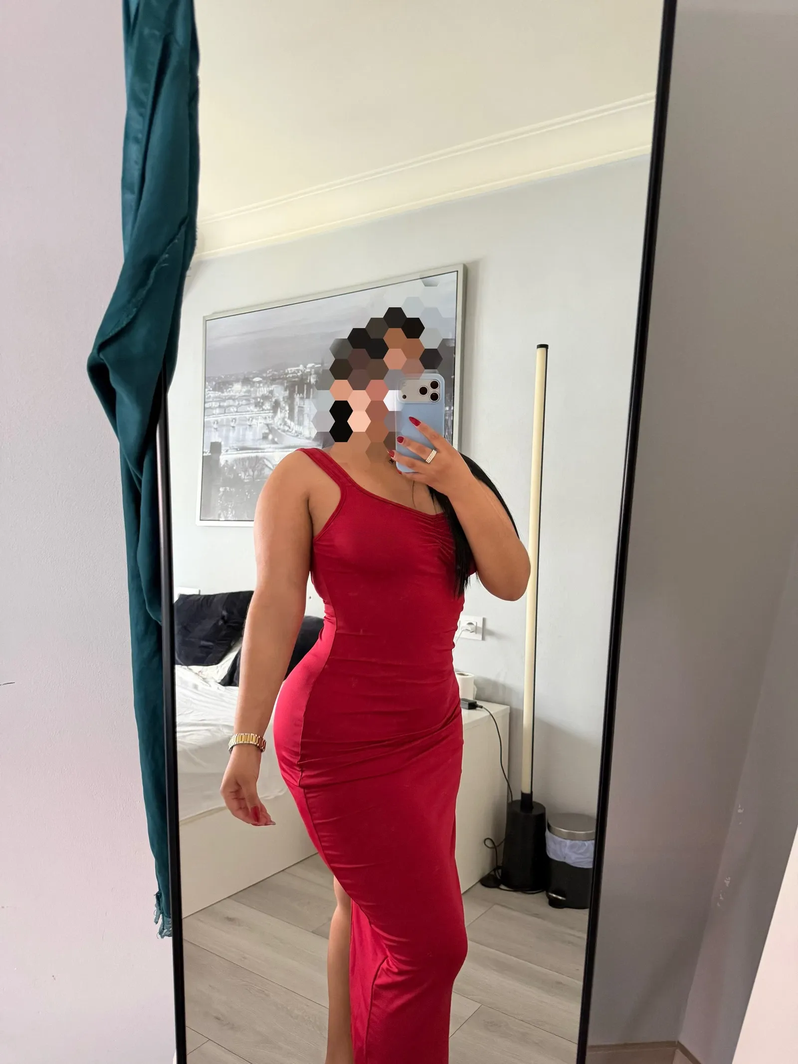 647145403 | VALERIA | Chica