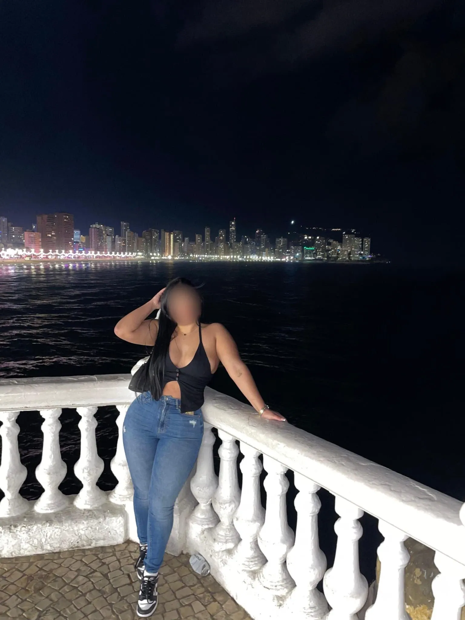 647145403 | VALERIA | Chica