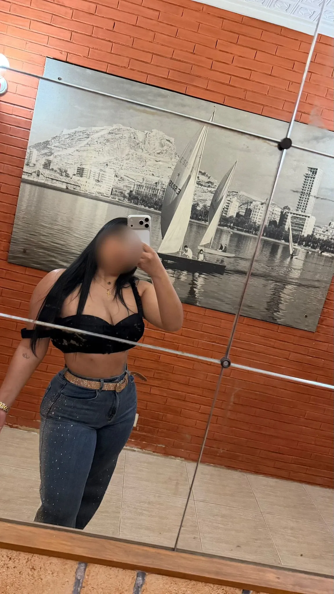 647145403 | VALERIA | Chica