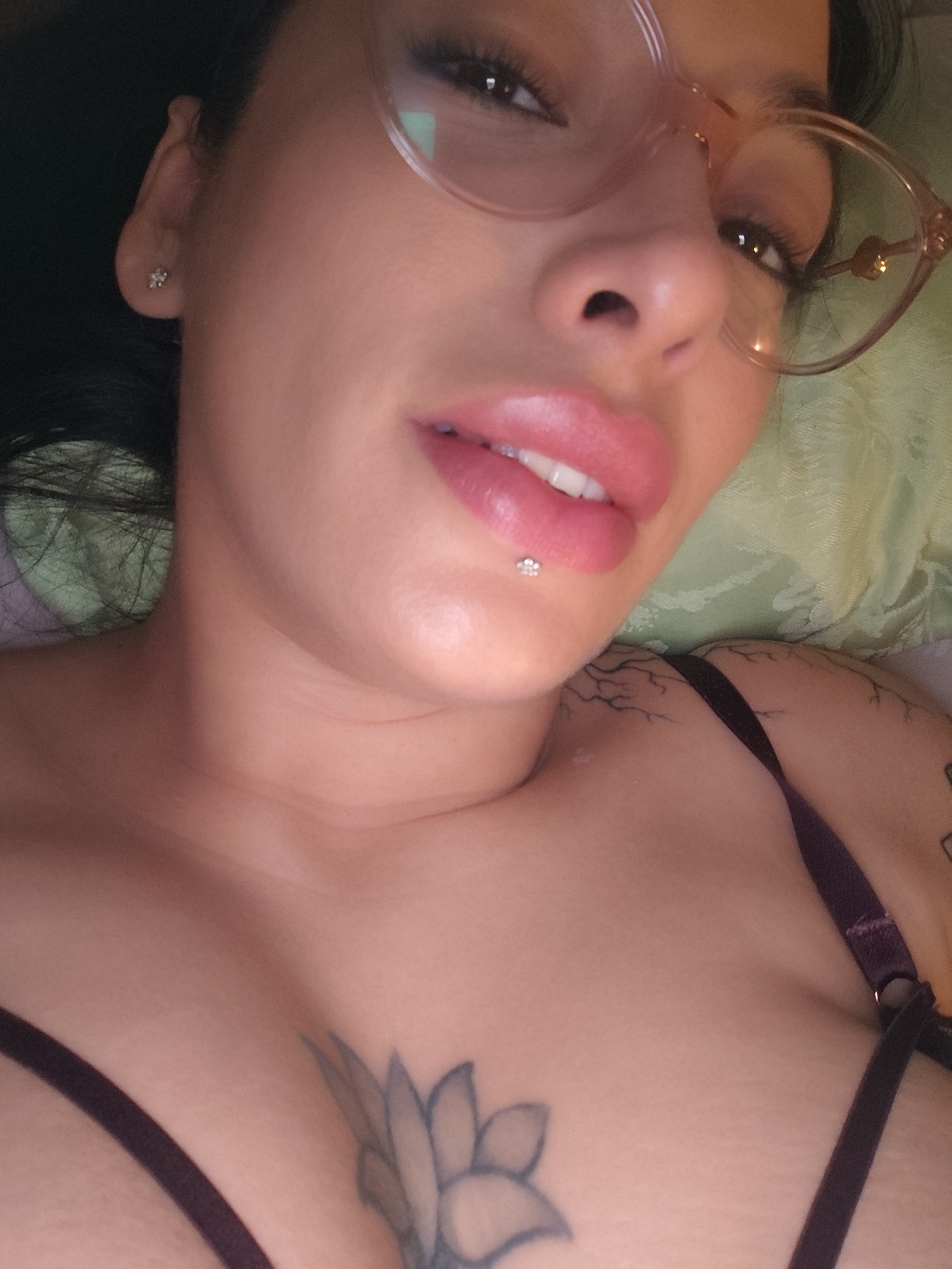 632344594 | EIMY | Chica