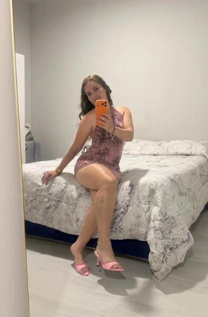 641945152 | CAROL | Chica