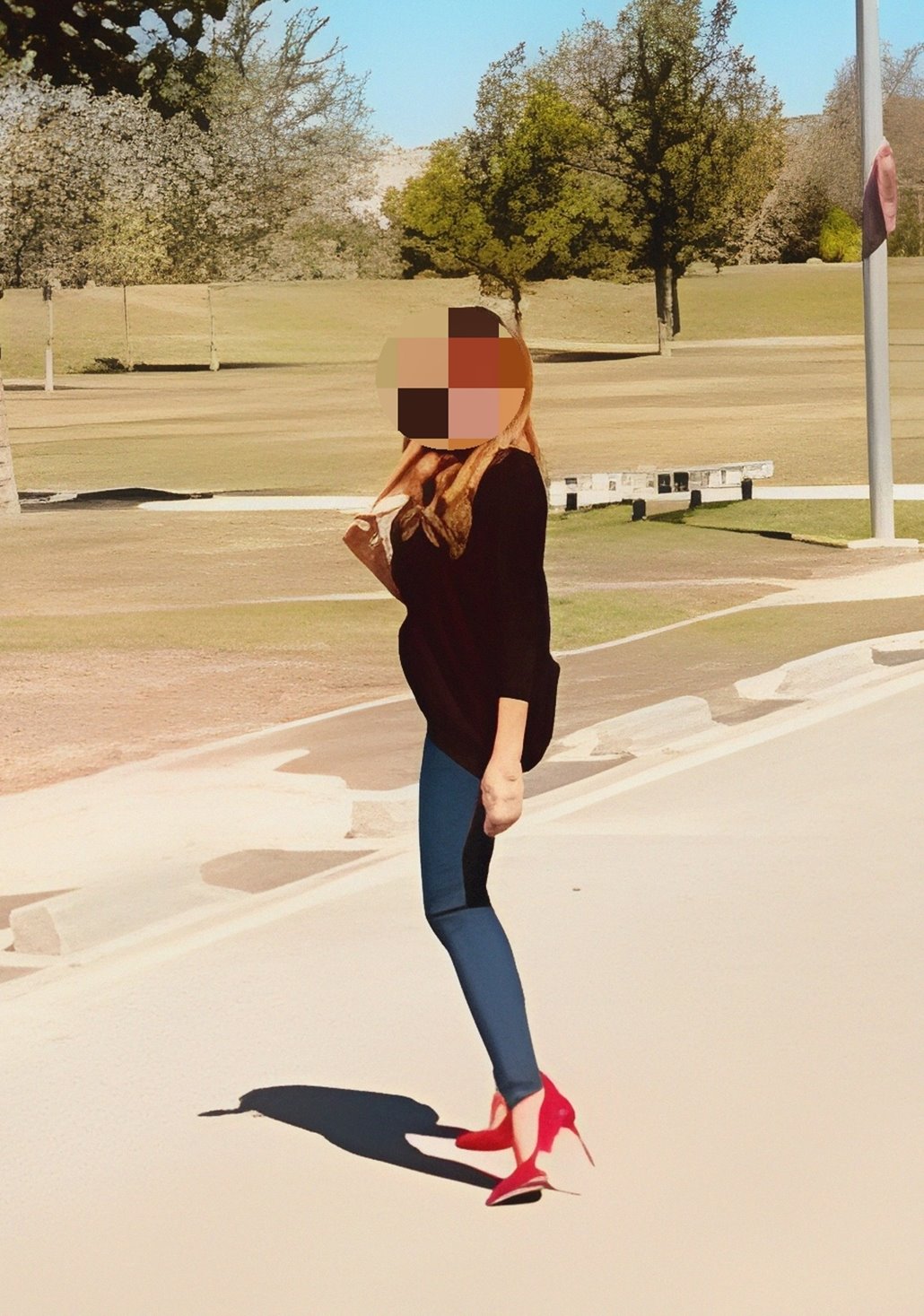662292431 | ELENA | Chica