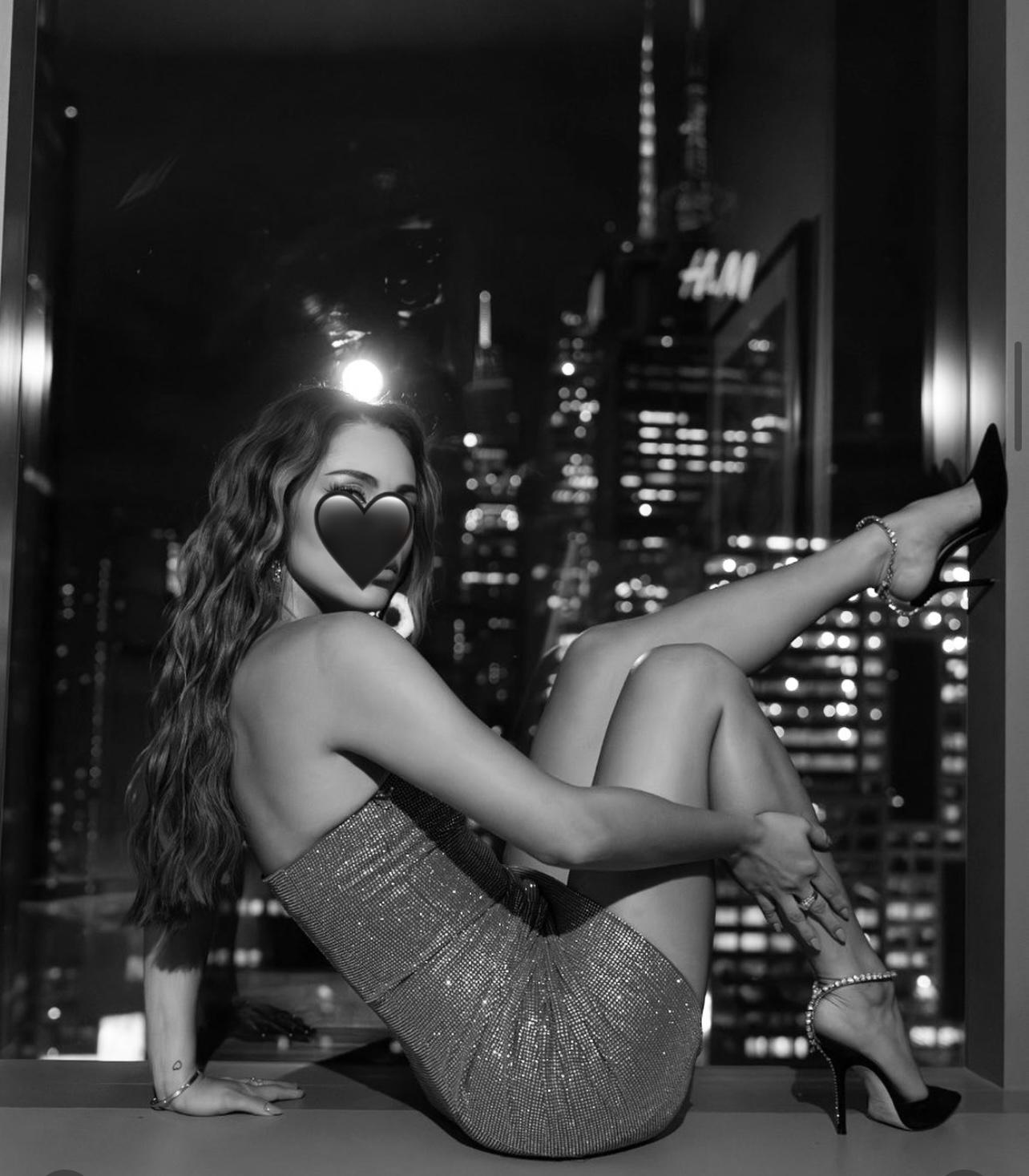 688895139 | STEPHANIE | Chica
