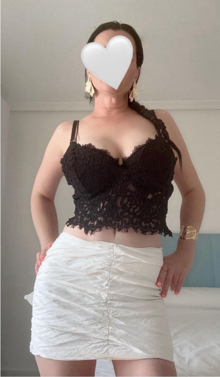614636097 | VANE | Chica