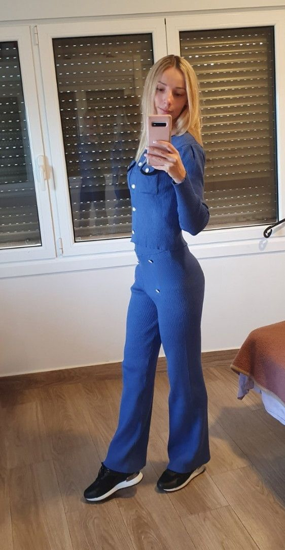 722697132 | VICTORIA | Chica