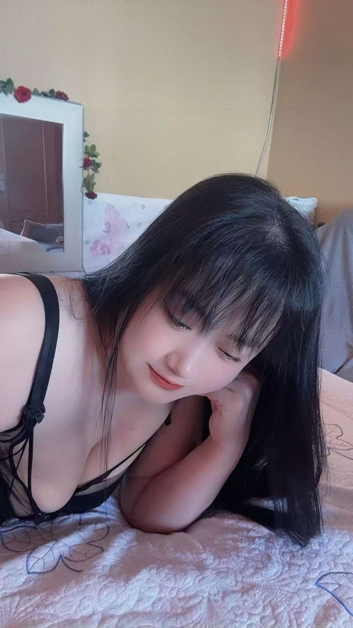602495672 | LILI | Chica