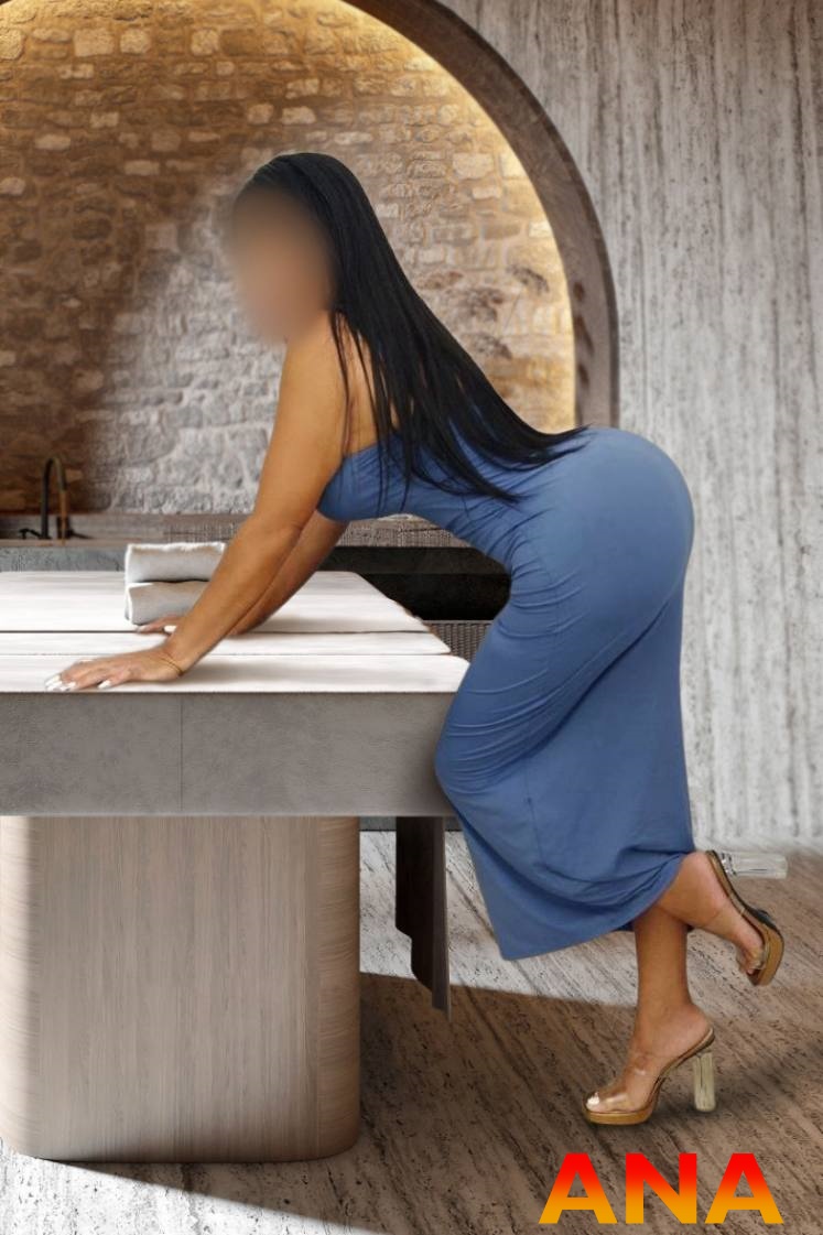 678789963 | ANA | Chica