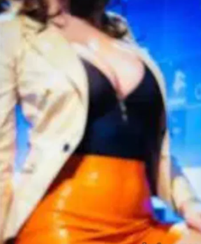 641352617 | MERY | Chica