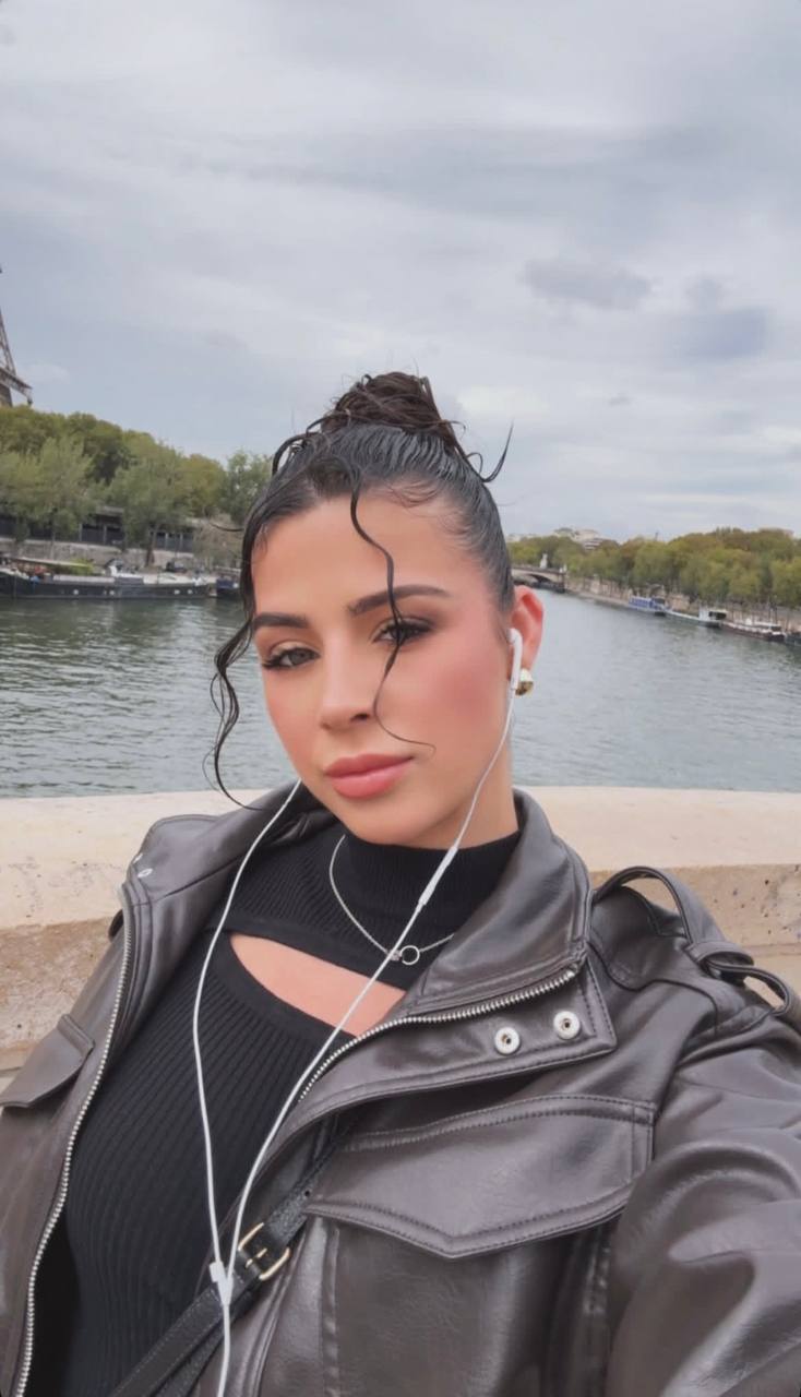 631222805 | KYLIE | Chica